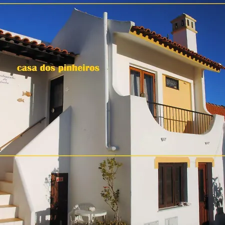 Apartment Casa Dos Pinheiros Praia da Arrifana